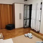 With Parking Space - 24556 아파트 크리크베니카