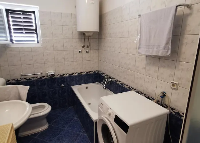 Lägenhet With Parking Space - 24556 Crikvenica